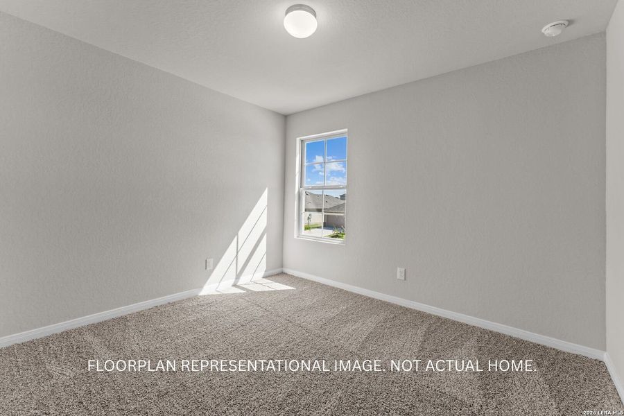 Spacious, unfurnished interior of a new home in Agave, San Antonio (Image 16).