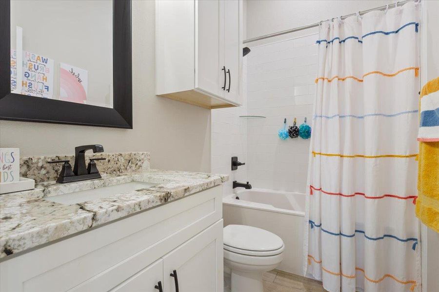 Furnished interior view inside a new home in , Belton (Image 30).