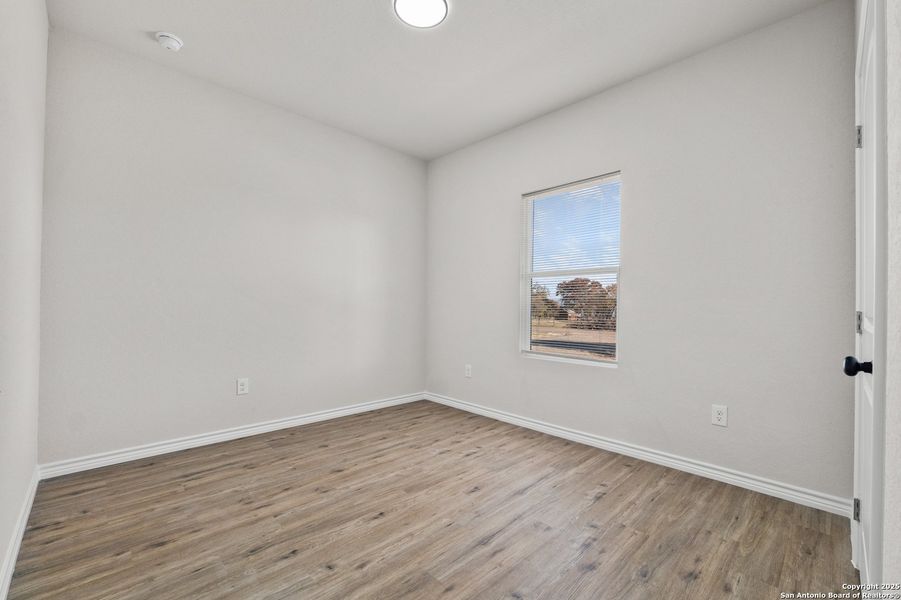 Spacious, unfurnished interior of a new home in , Lytle (Image 28).