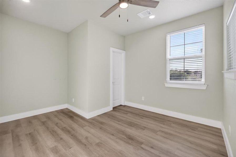 Spacious, unfurnished interior of a new home in , Fort Worth (Image 30).