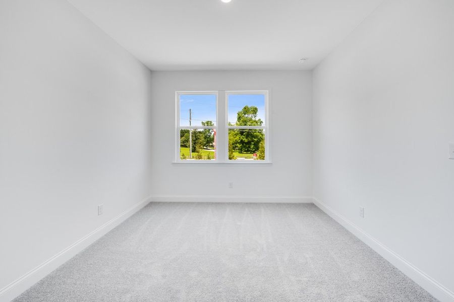 Spacious, unfurnished interior of a new home in Nichols Farm, Dacula (Image 24).