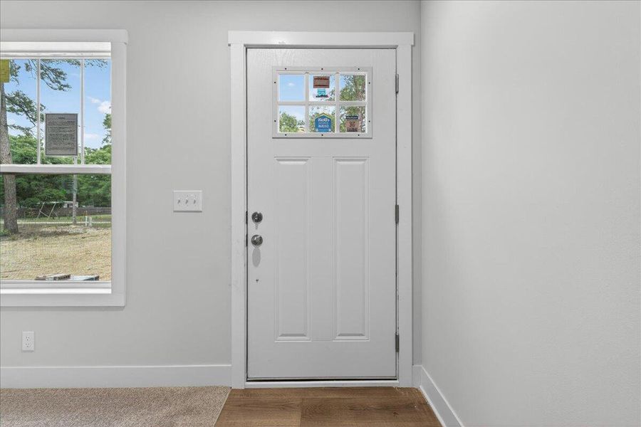 Spacious, unfurnished interior of a new home in , Walterboro (Image 36).