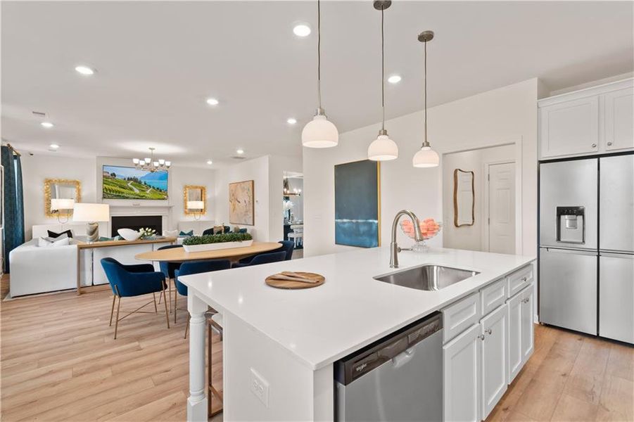 Furnished interior view inside a new home in Abbotts Crossing, Conyers (Image 6).