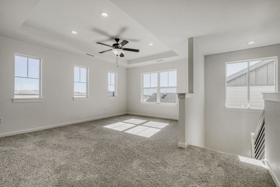 8734 San Diego - Living Area