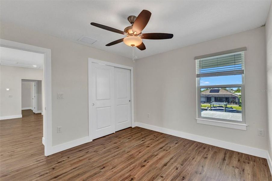 Spacious, unfurnished interior of a new home in , Port Charlotte (Image 51).