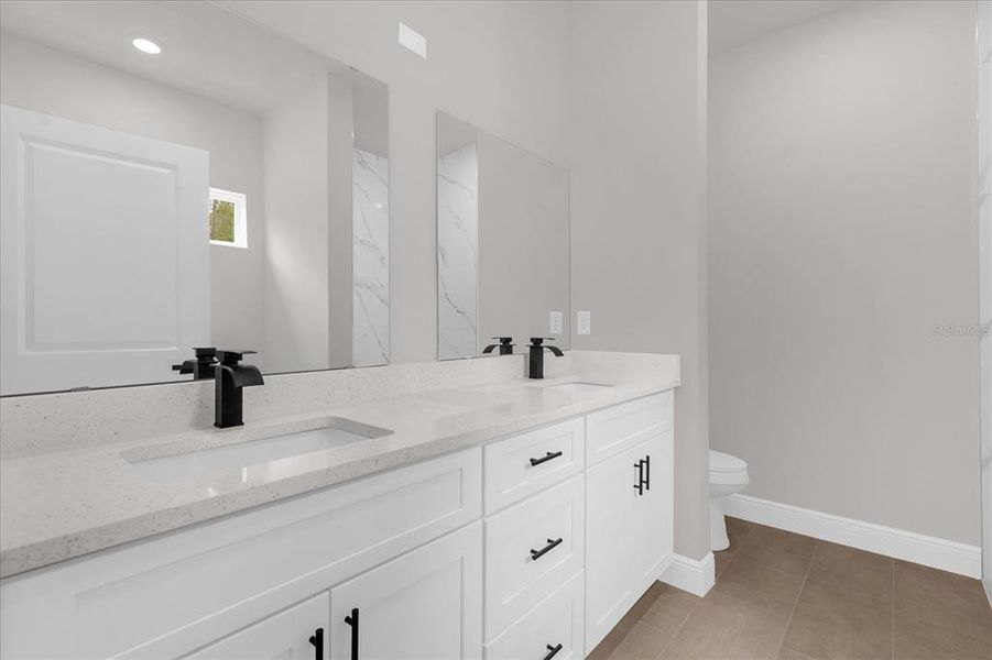 Furnished interior view inside a new home in , Homosassa (Image 9).