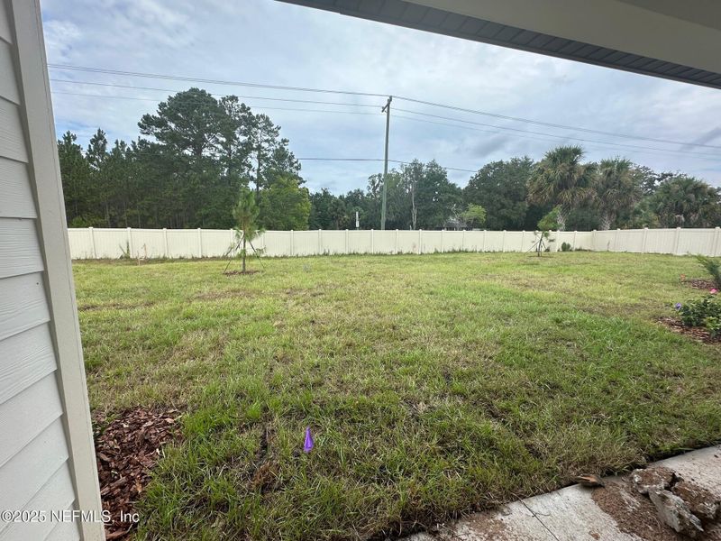 Image 15 of a home in Whisper Ridge.