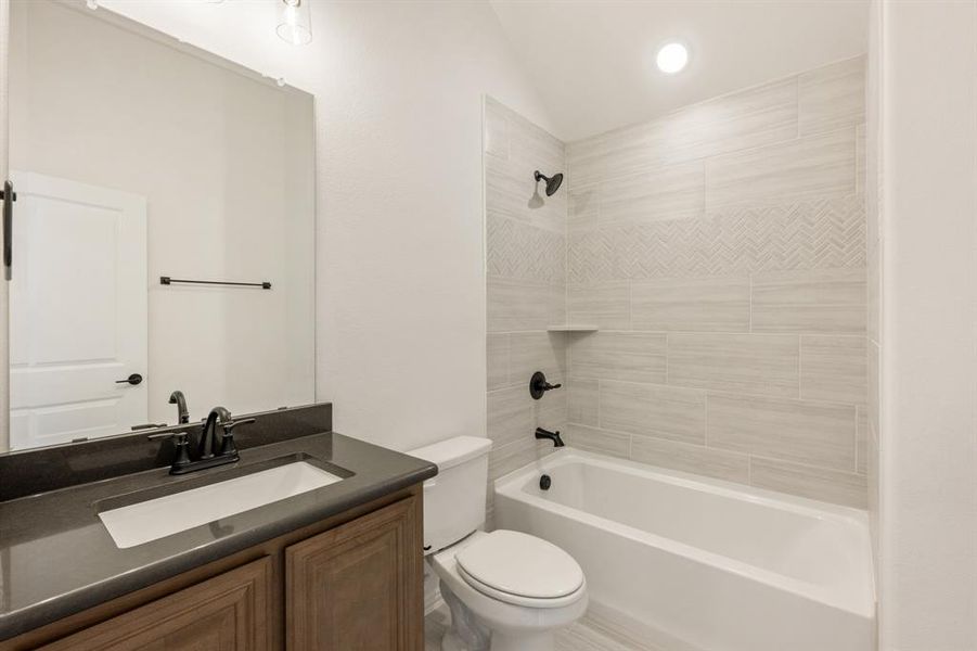 Furnished interior view inside a new home in Timberbrook, Justin (Image 6).