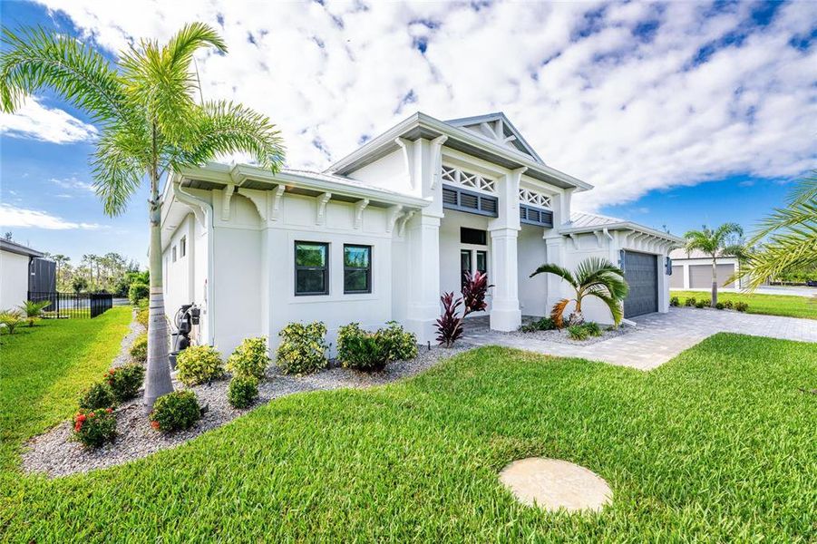 Exterior details and patio area of a home in , Port Charlotte (Image 23).