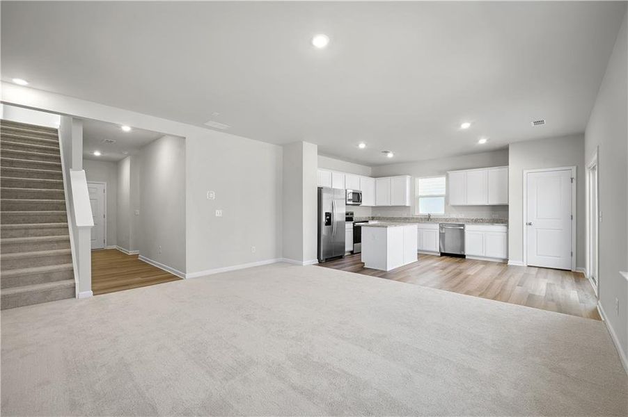 Spacious, unfurnished interior of a new home in Avery Ridge, Gainesville (Image 22).