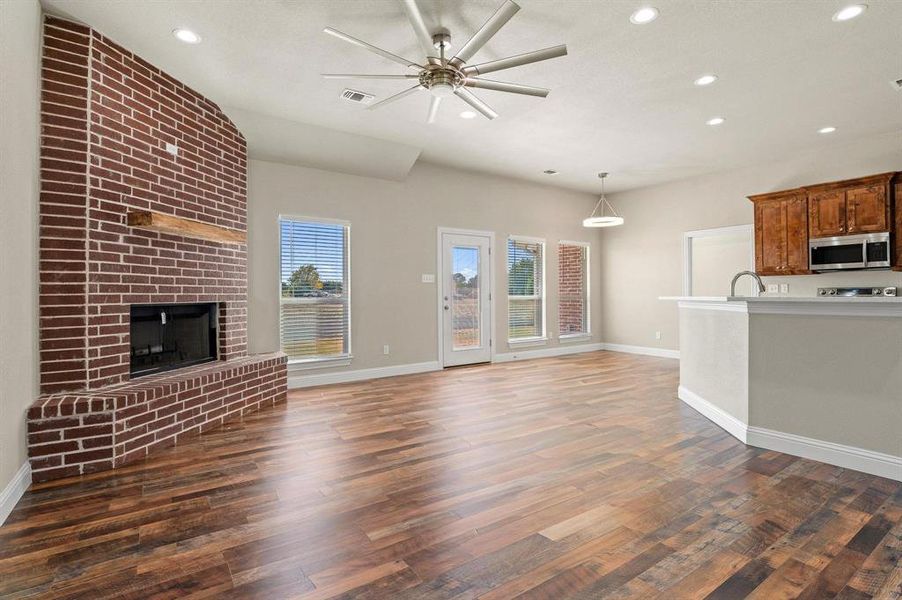 Spacious, unfurnished interior of a new home in , Ector (Image 32).