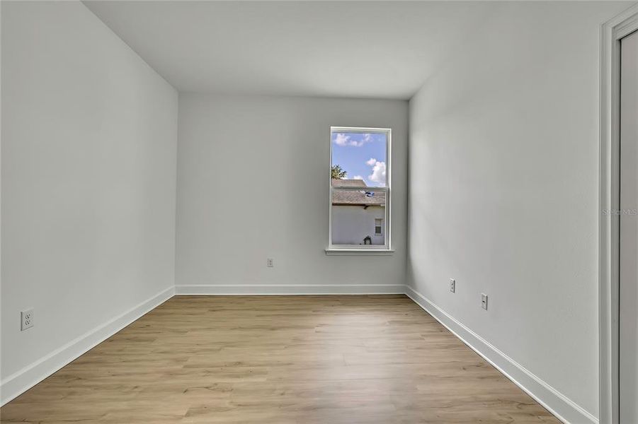 Spacious, unfurnished interior of a new home in , Spring Hill (Image 44).