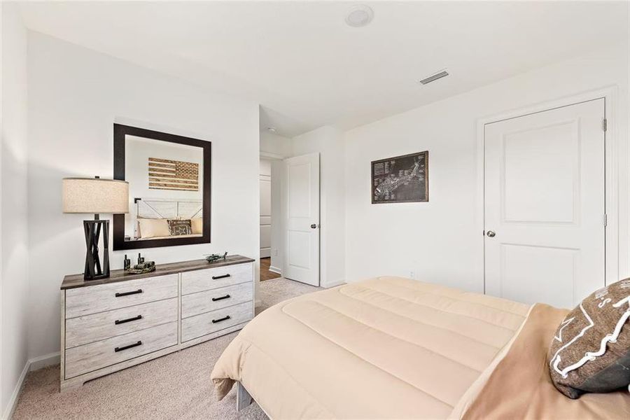 Furnished interior view inside a new home in Woodlake Landing, Hartwell (Image 16). Furnished interior view inside a new home in Woodlake Landing, Hartwell (Image 16).
