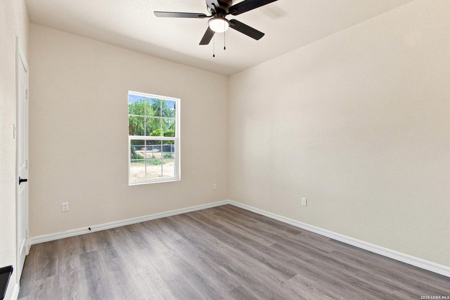 Spacious, unfurnished interior of a new home in , San Antonio (Image 15).