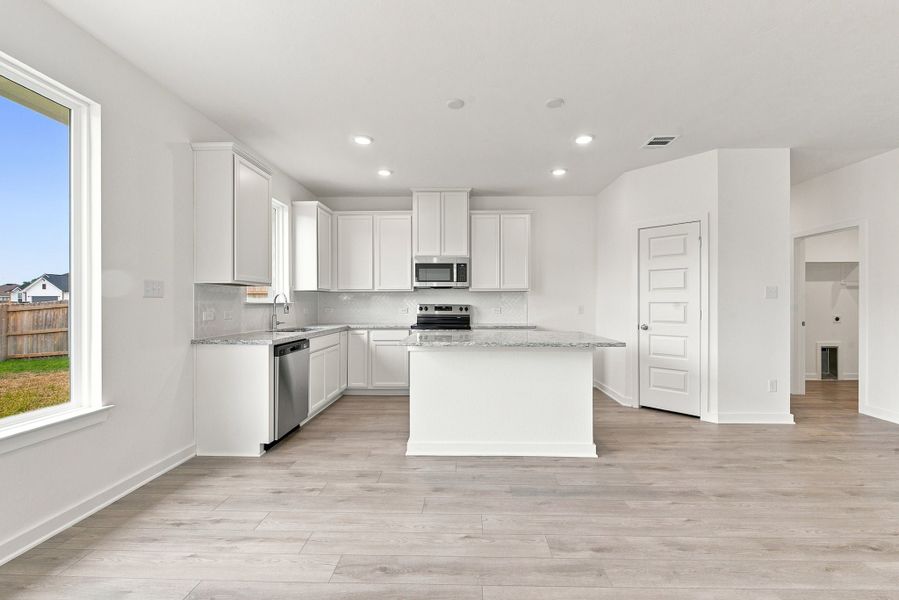 Furnished interior view inside a new home in Gourd Creek, Bryan (Image 4).