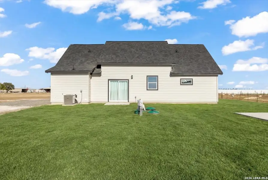 Exterior details and patio area of a home in , Natalia (Image 3).