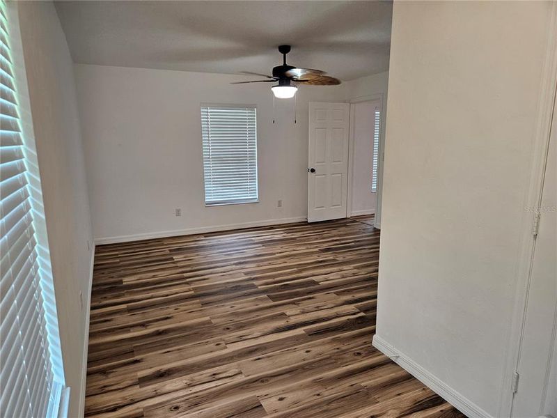 Spacious, unfurnished interior of a new home in , Williston (Image 21).