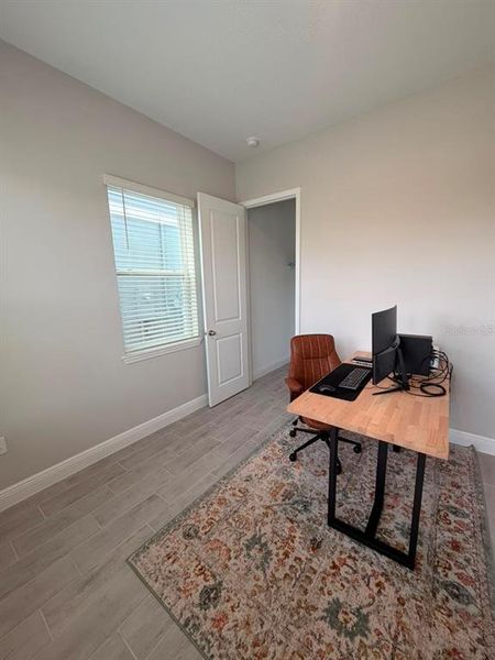 Furnished interior view inside a new home in , Winter Garden (Image 18).