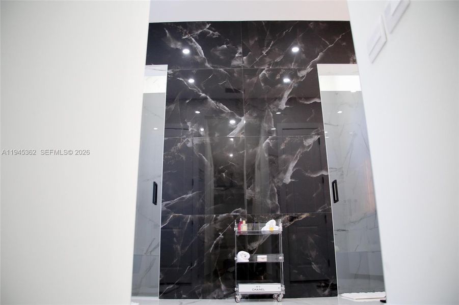 Close-up of interior finishes inside a home in , Cape Coral (Image 17).