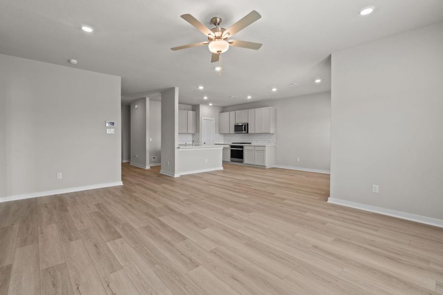 Spacious, unfurnished interior of a new home in River Ranch Trails, Dayton (Image 7). Spacious, unfurnished interior of a new home in River Ranch Trails, Dayton (Image 7).