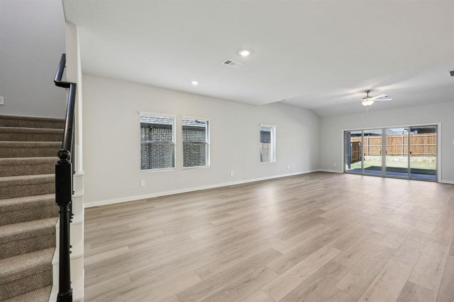 Spacious, unfurnished interior of a new home in Southridge - Signature Series, McKinney (Image 34). Spacious, unfurnished interior of a new home in Southridge - Signature Series, McKinney (Image 34).