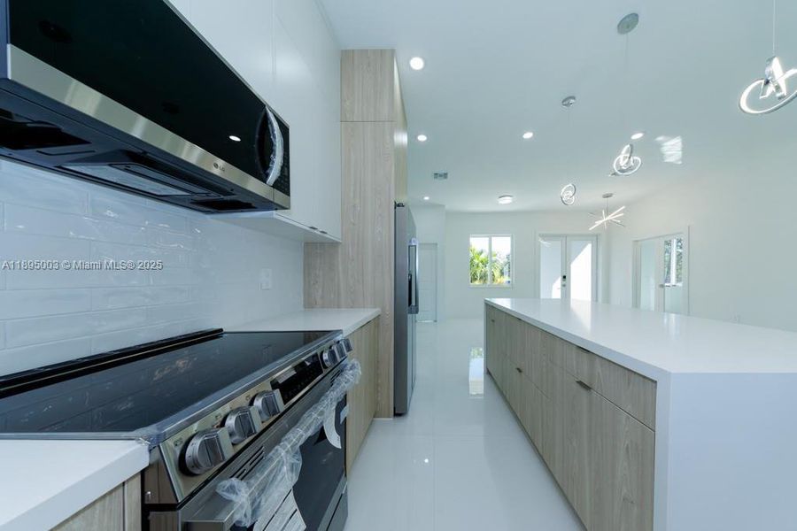 Furnished interior view inside a new home in , Lehigh Acres (Image 31).
