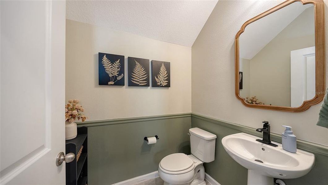 Furnished interior view inside a new home in , Bradenton (Image 19).