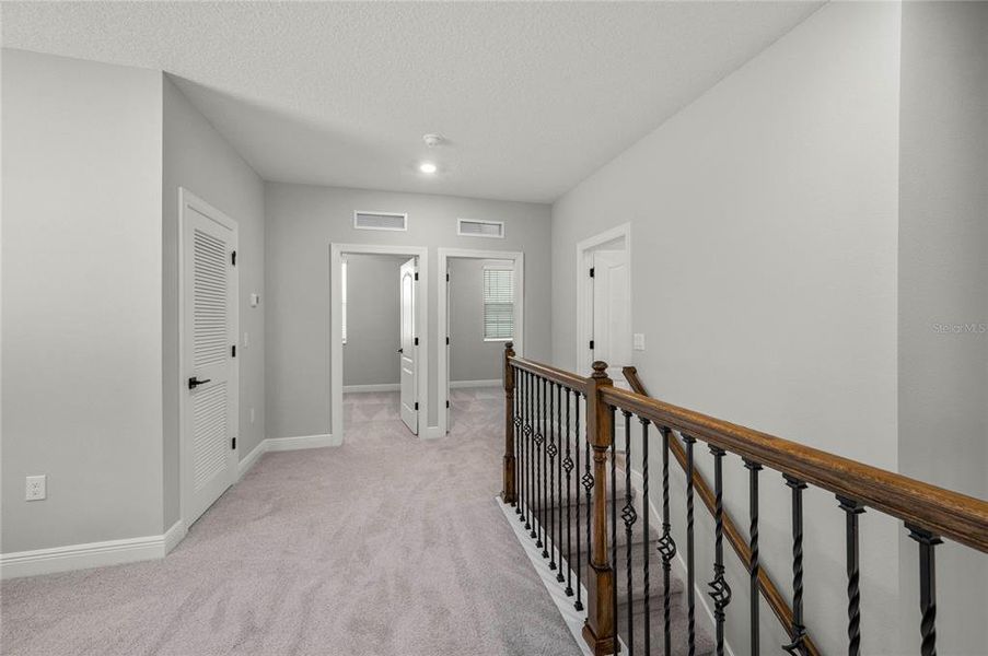 Spacious, unfurnished interior of a new home in Reunion Village, Kissimmee (Image 20).