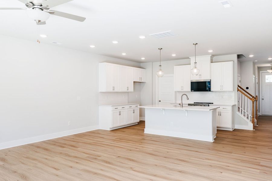 Image 28 of a home in Vaughan Farms.