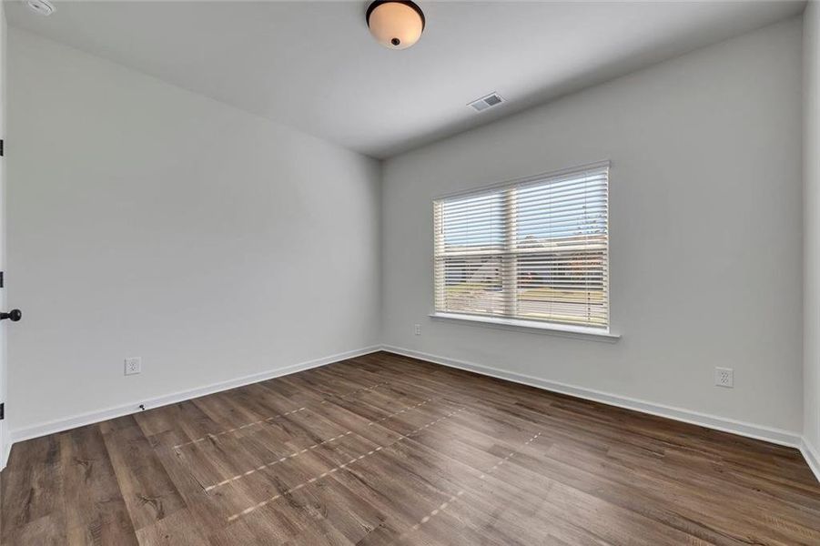 Spacious, unfurnished interior of a new home in Laurel Park, Cartersville (Image 17).
