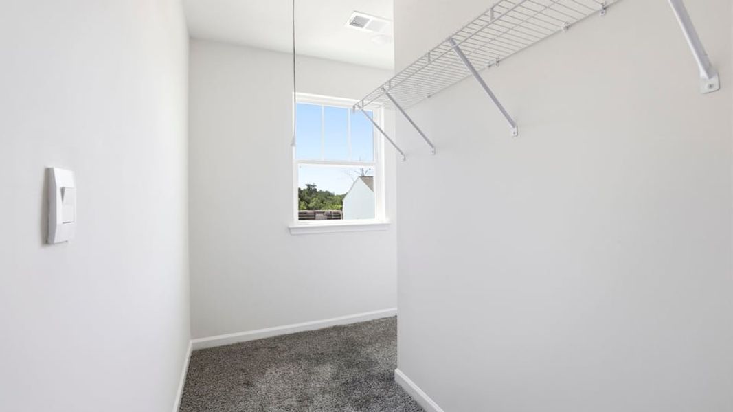 Spacious, unfurnished interior of a new home in Seneca Falls, Seneca (Image 24).