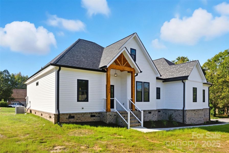 Image 38 of a home in . Image 38 of a home in .