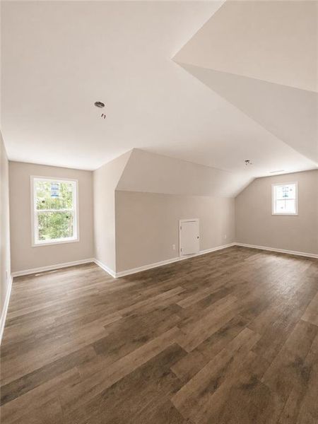 Spacious, unfurnished interior of a new home in , Nicholson (Image 16).
