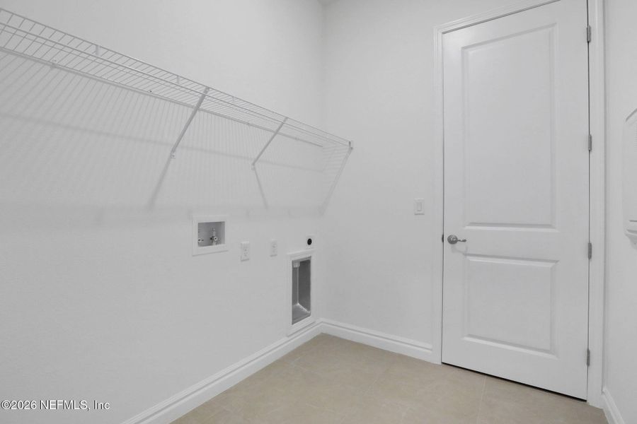 Spacious, unfurnished interior of a new home in Veranda Bay, Flagler Beach (Image 45).