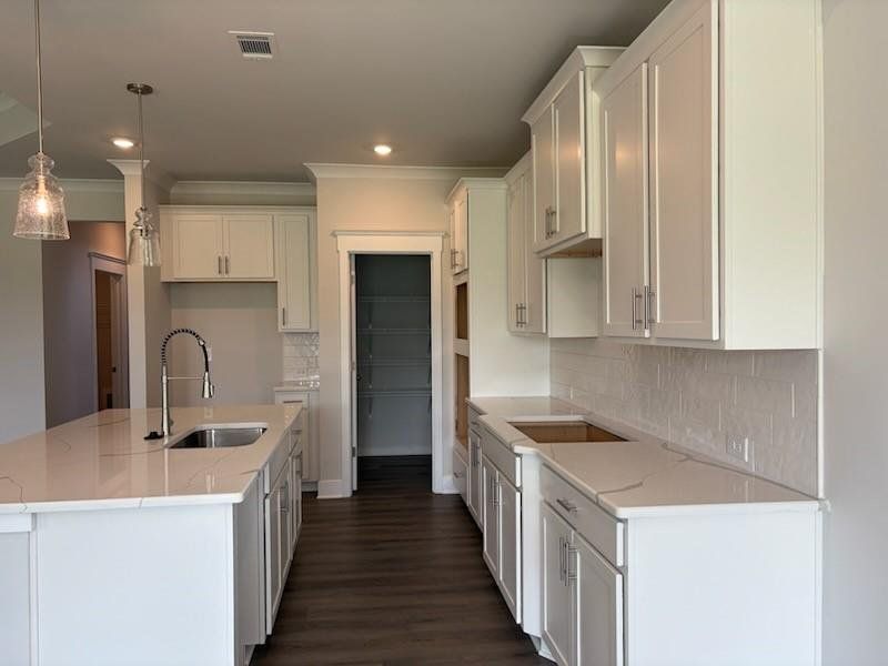 Furnished interior view inside a new home in Garland Meadows, Cartersville (Image 4).