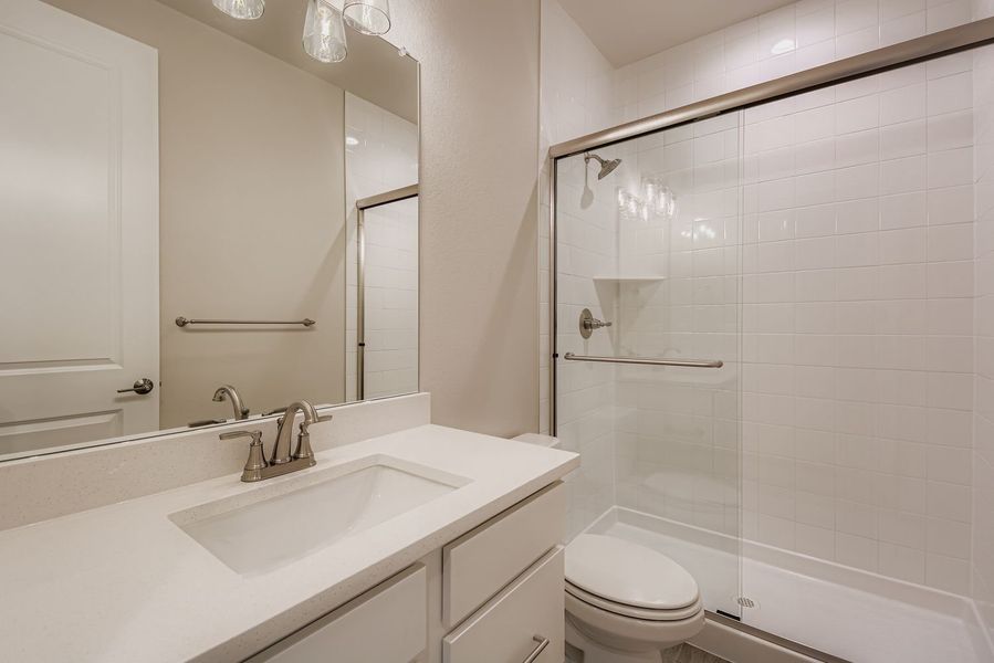 1825 Flourish - Full Bathroom 1825 Flourish - Full Bathroom