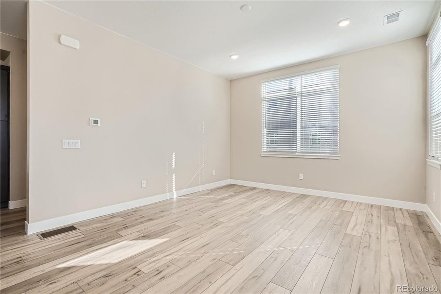 Spacious, unfurnished interior of a new home in Cadence at Solterra, Lakewood (Image 11).