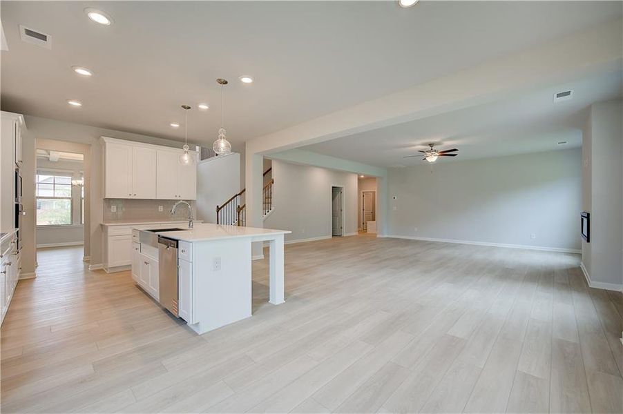 Image 34 of a home in Adagio.