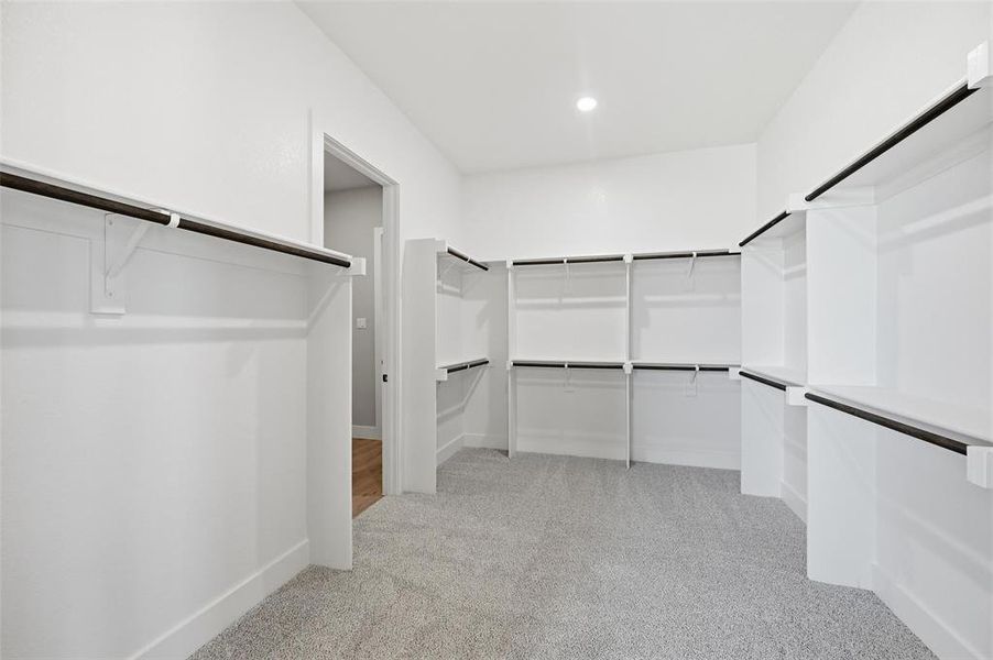 Spacious, unfurnished interior of a new home in Rocky Top Ranch, Reno (Image 27). Spacious, unfurnished interior of a new home in Rocky Top Ranch, Reno (Image 27).