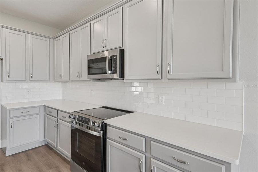 Furnished interior view inside a new home in Lagoon Residences at Epperson, Wesley Chapel (Image 12).