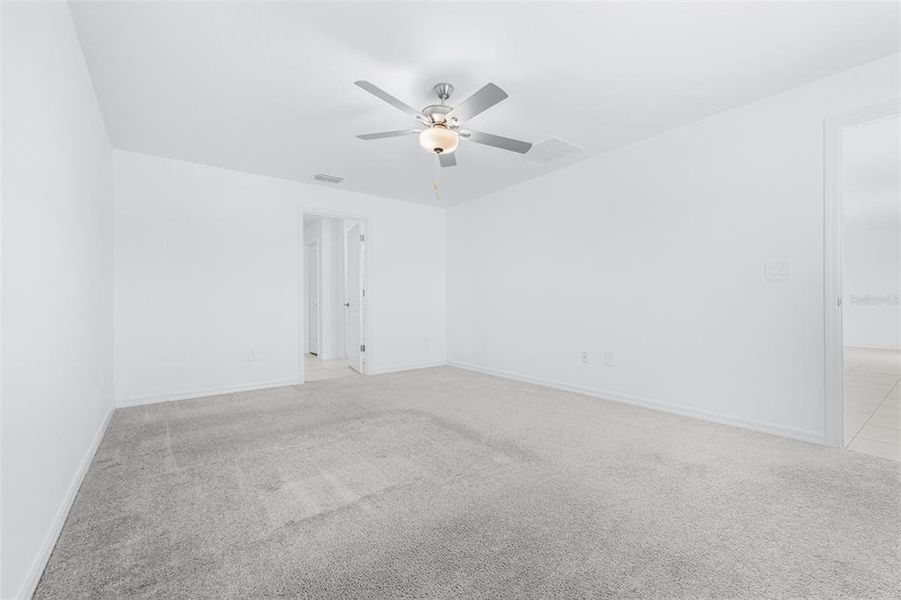 Spacious, unfurnished interior of a new home in Wind Meadows South, Bartow (Image 40). Spacious, unfurnished interior of a new home in Wind Meadows South, Bartow (Image 40).