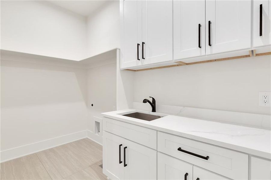 Furnished interior view inside a new home in , Grayson (Image 12).
