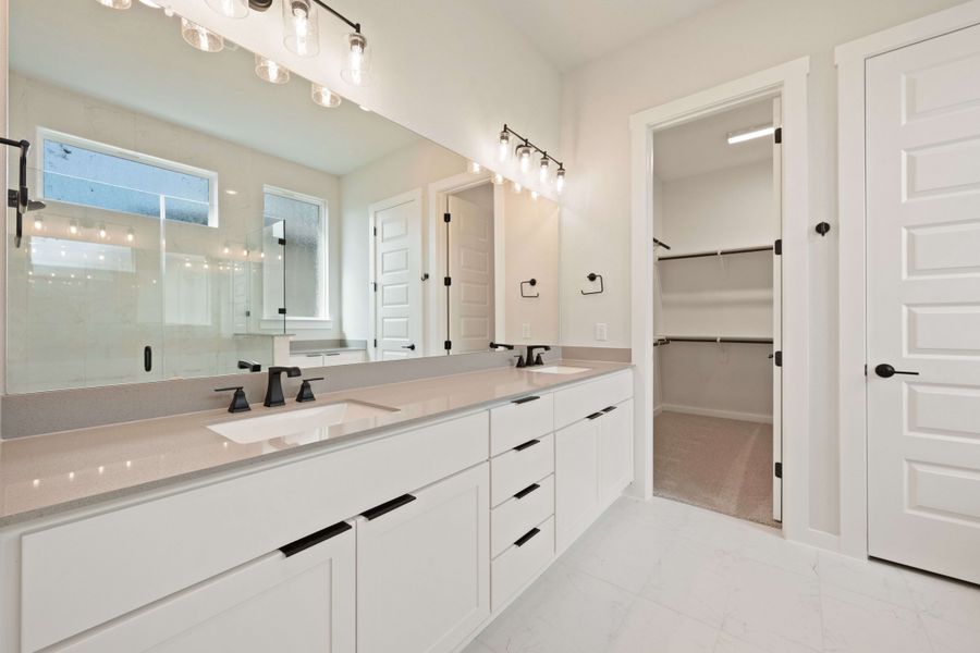 Furnished interior view inside a new home in Wolf Ranch, Georgetown (Image 17).