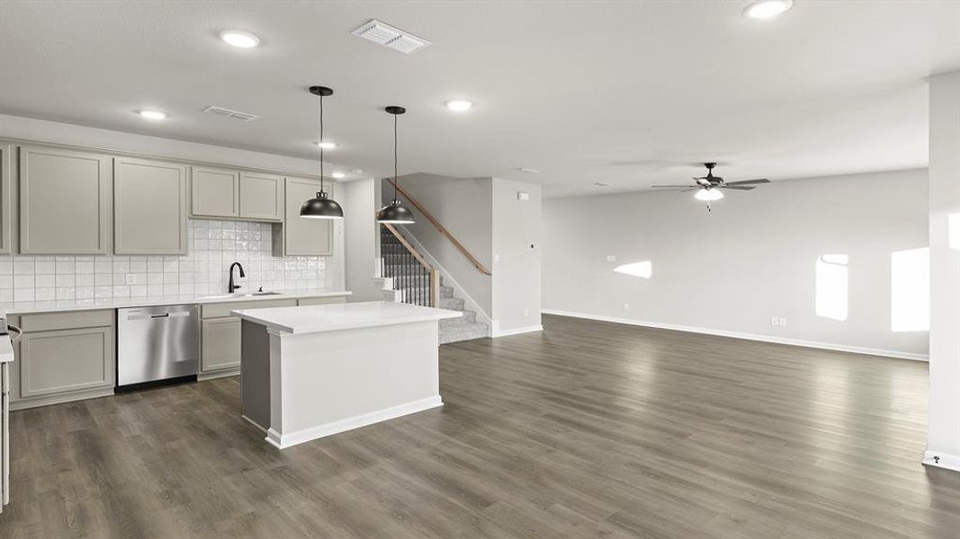 10_11. 2917 Kimberwick - Dining (2)