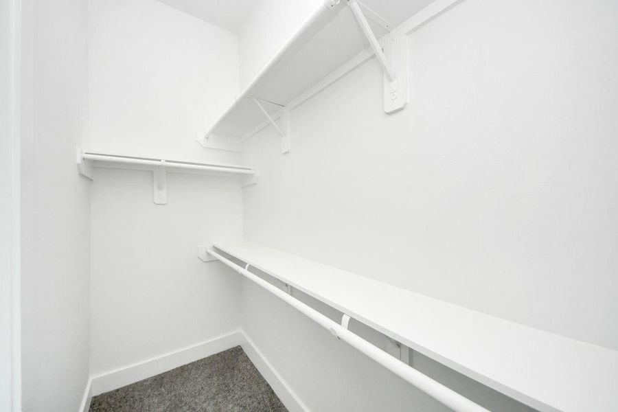 Spacious, unfurnished interior of a new home in , Houston (Image 12).