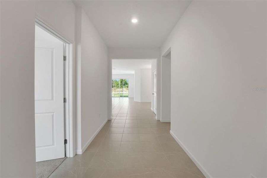 Spacious, unfurnished interior of a new home in Willowbrook North, Winter Haven (Image 22). Spacious, unfurnished interior of a new home in Willowbrook North, Winter Haven (Image 22).