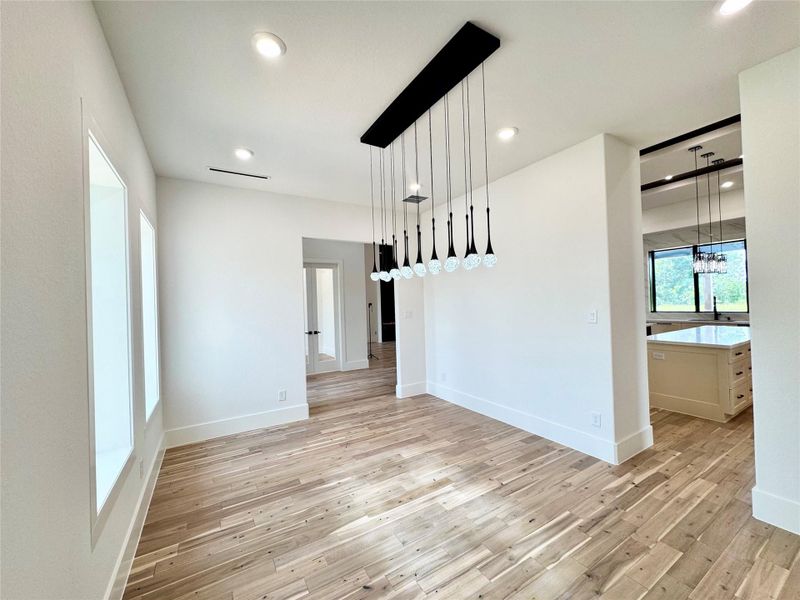 Spacious, unfurnished interior of a new home in , Washington (Image 28).