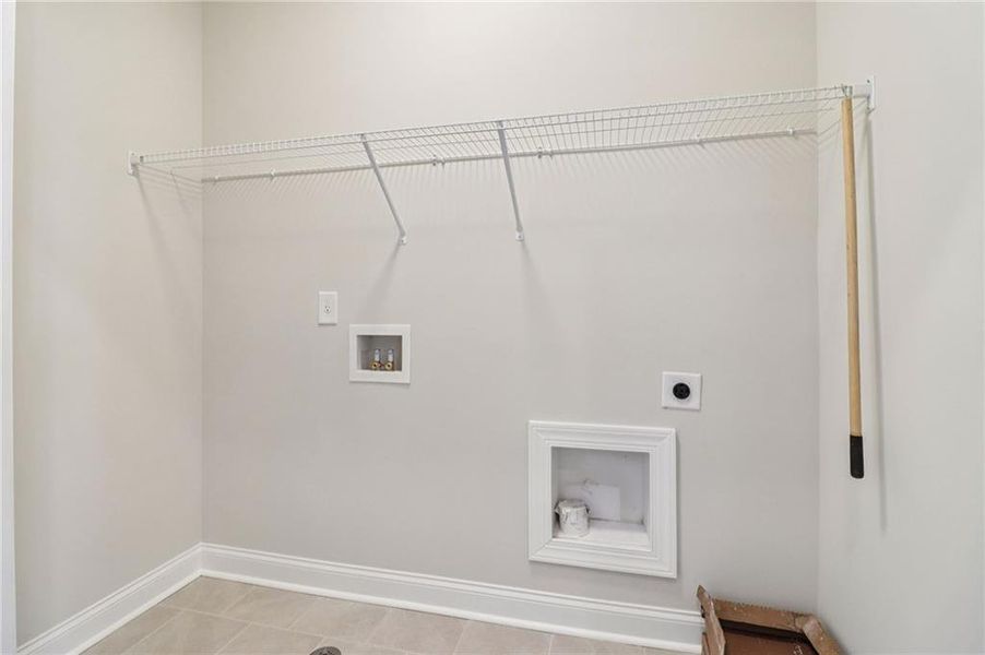 Spacious, unfurnished interior of a new home in Brackley Single Family, Cumming (Image 56). Spacious, unfurnished interior of a new home in Brackley Single Family, Cumming (Image 56).