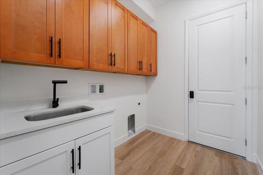 Furnished interior view inside a new home in , Port Charlotte (Image 12).