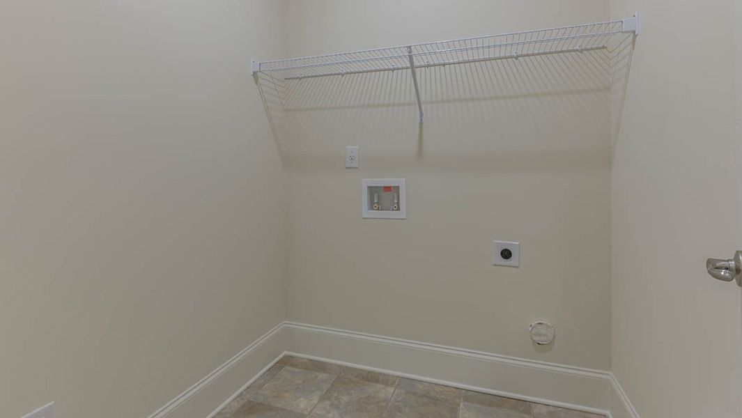 Representative unfurnished interior of a home built from the ACADIA by D.R. Horton in Hamptons at Riverwood South, Dallas (Image 17).